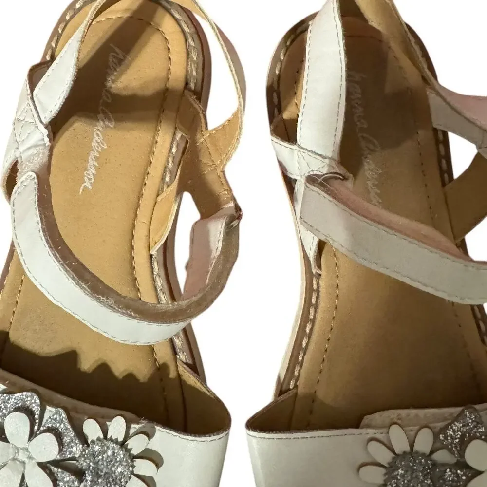 Hanna Andersson White Floral Katarina Sandals Size 2